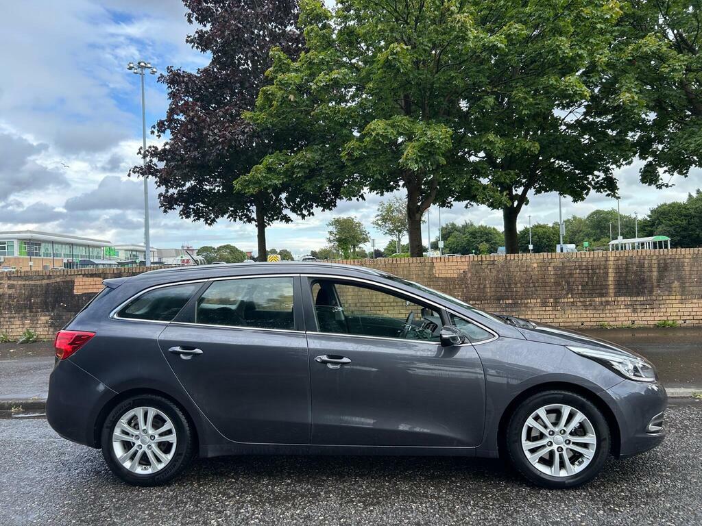 Kia Ceed 1.6 Crdi Ecodynamics 2 Sportswagon Euro 5 S S Silver