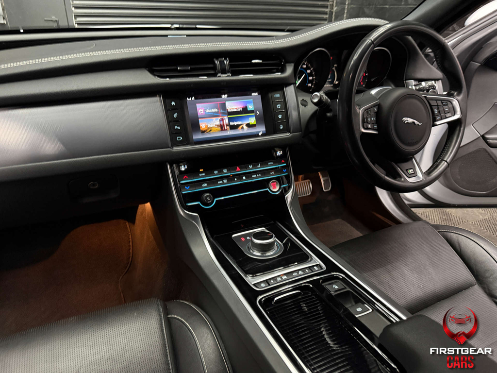 Jaguar XF R-sport Sportbrake Euro 6 Ss  #2