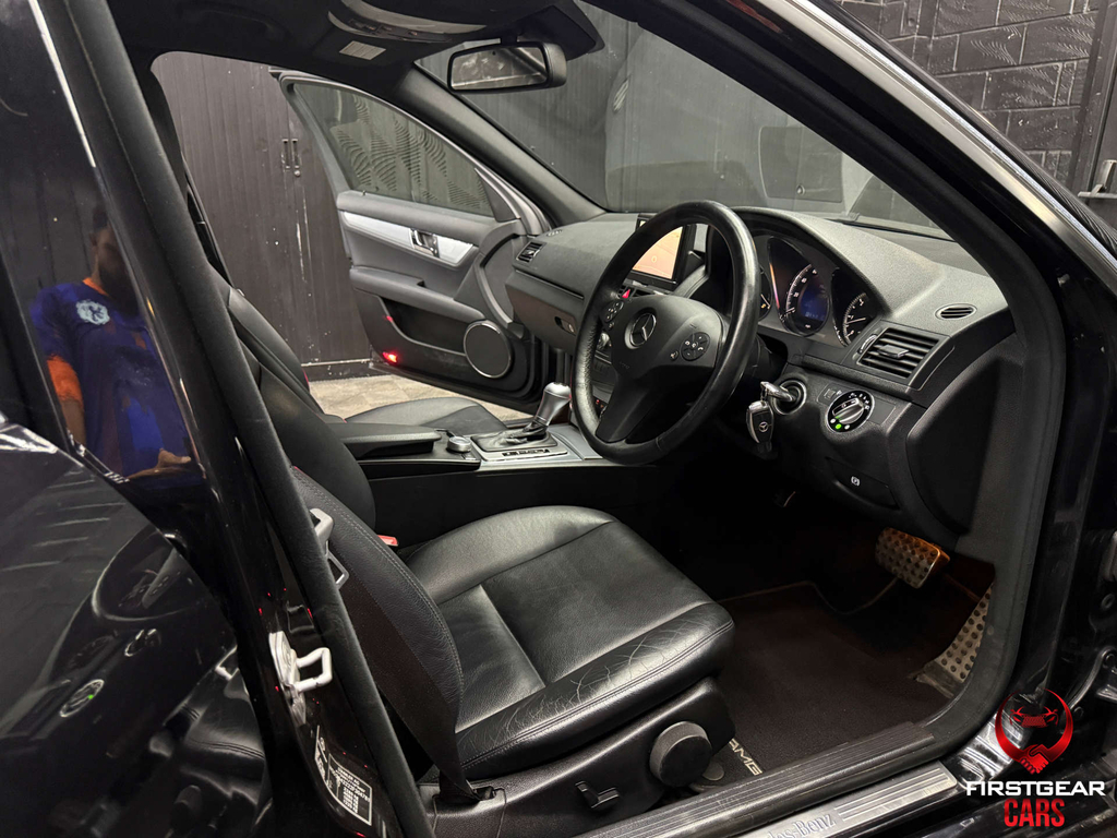 Mercedes-Benz C Class 1.8 C250 Cgi Blueefficiency Elegance 204 Bhp Black #18