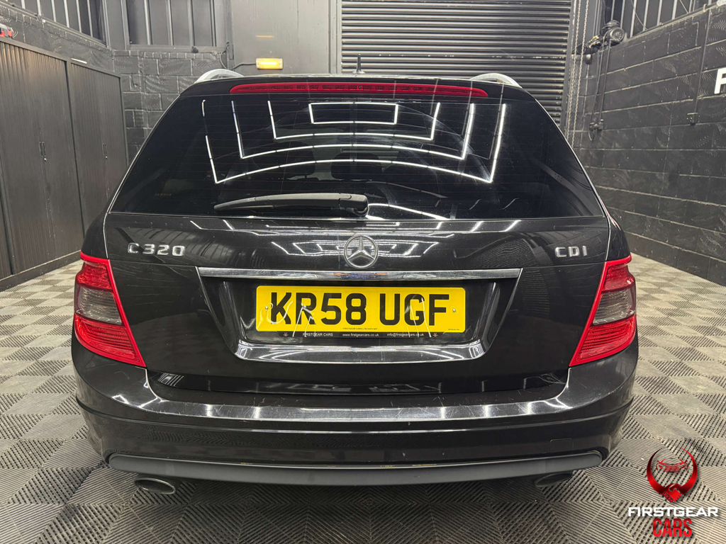 Mercedes-Benz C Class 1.8 C250 Cgi Blueefficiency Elegance 204 Bhp Black #10