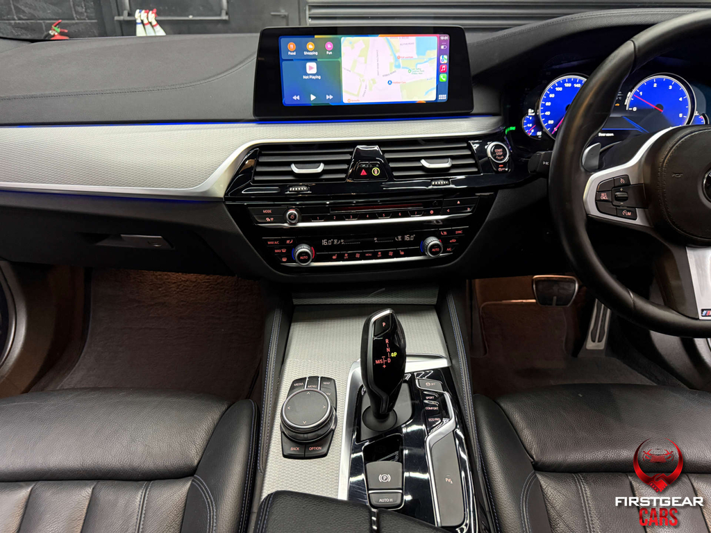 BMW 5 Series 520D 190 M Sport Step 2017 White #29