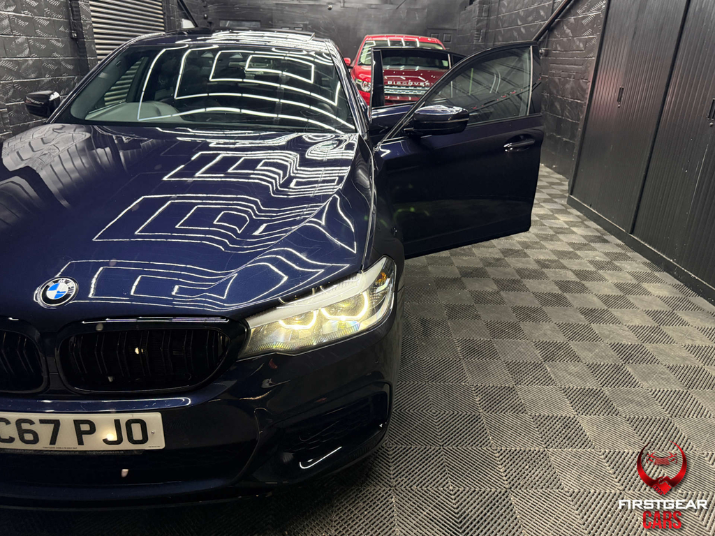 BMW 5 Series 520D 190 M Sport Step 2017 White #15