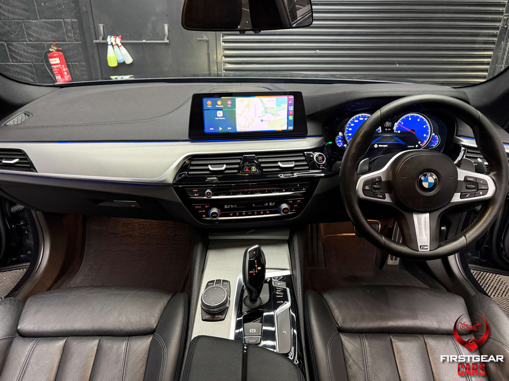 BMW 5 Series 520D 190 M Sport Step 2017 White #26