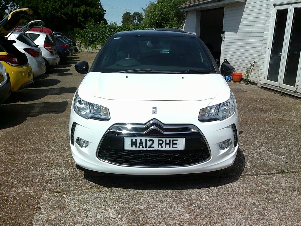 Citroen DS3 Hatchback 1.6 E-hdi Airdream Dstyle Plus 2012 White #6