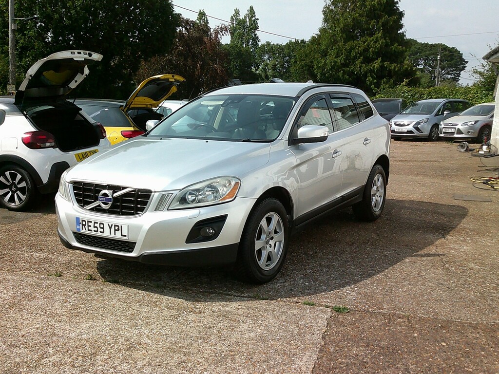 Volvo XC60 Suv 2.4 D Drive Se Premium 2009 Silver #5