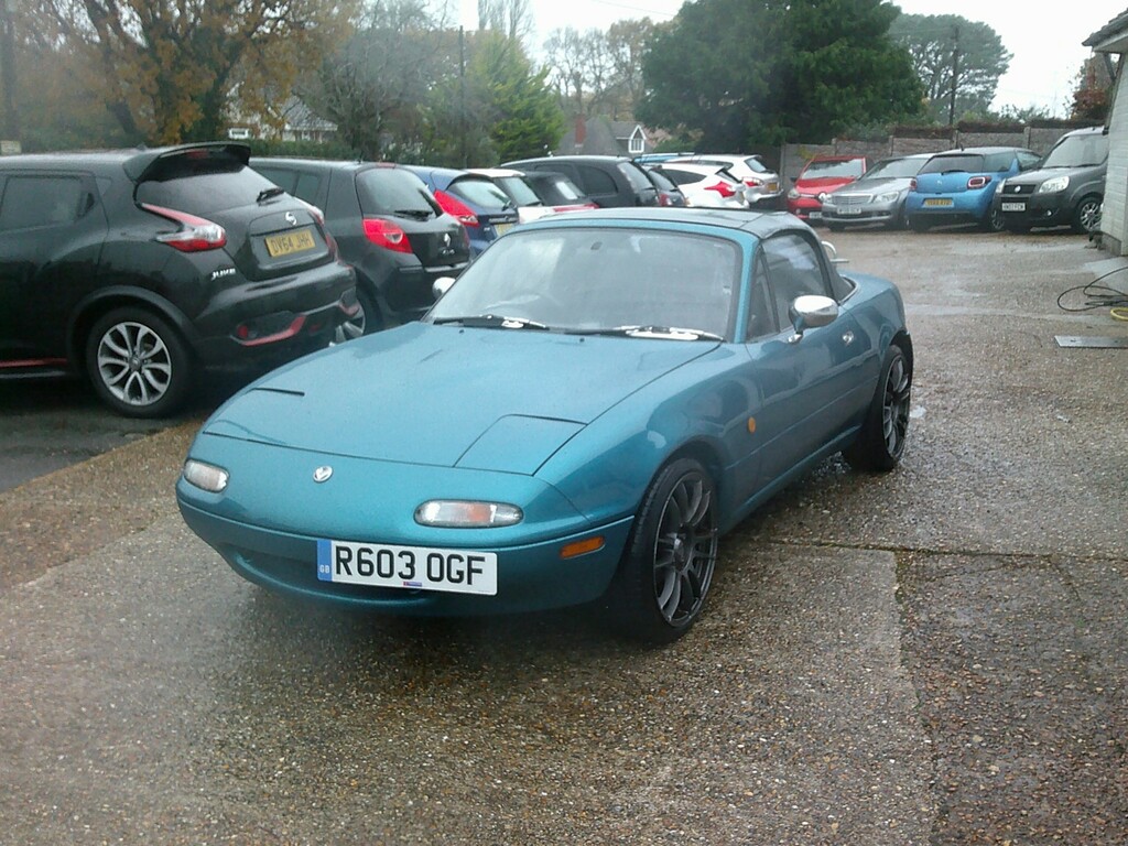 Mazda 121 Convertible 2000 Green #5