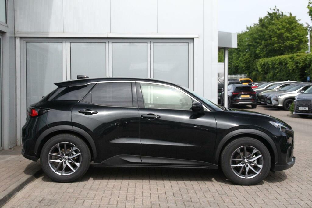 Lexus LBX Premium WR25OLU Black #3