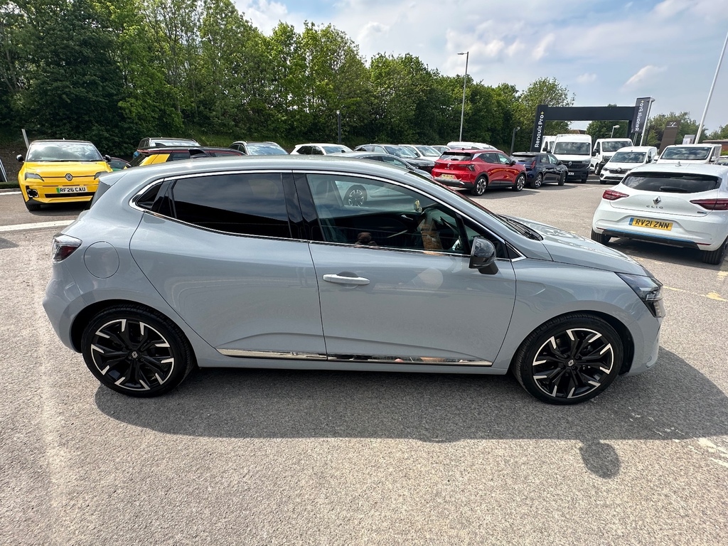 Renault Clio 1.6 E-tech Full Hybrid 145 Techno BW74HGA Grey #3