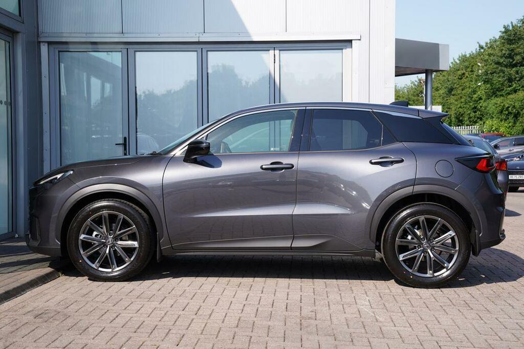 Lexus LBX Premium Plus RE26OKU Grey #3