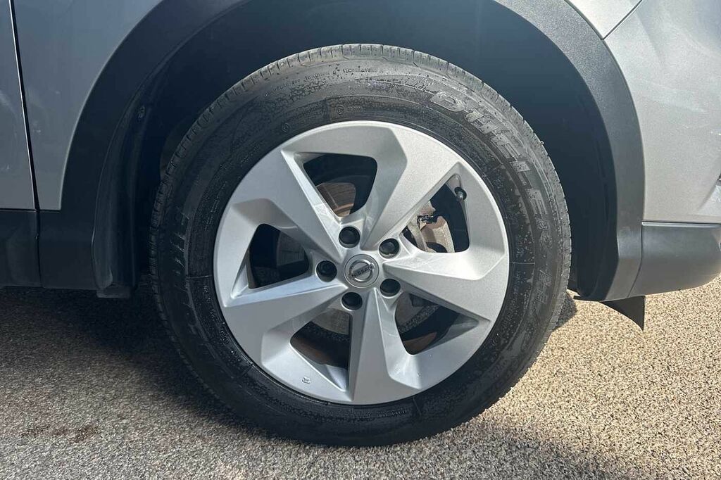 Nissan Qashqai 1.3 Dig-t 160 157 Acenta Premium Dct Silver #5