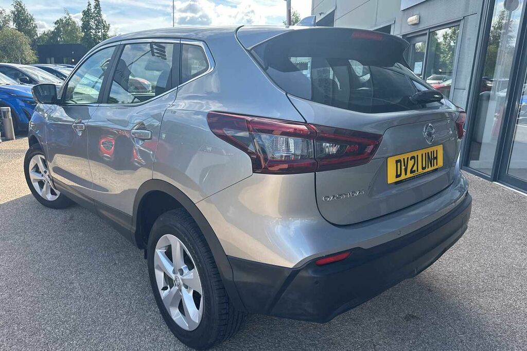 Nissan Qashqai 1.3 Dig-t 160 157 Acenta Premium Dct Silver #3