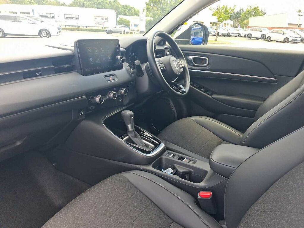 Honda Hr-V 1.5 Ehev Advance Cvt HX73YLW White #2