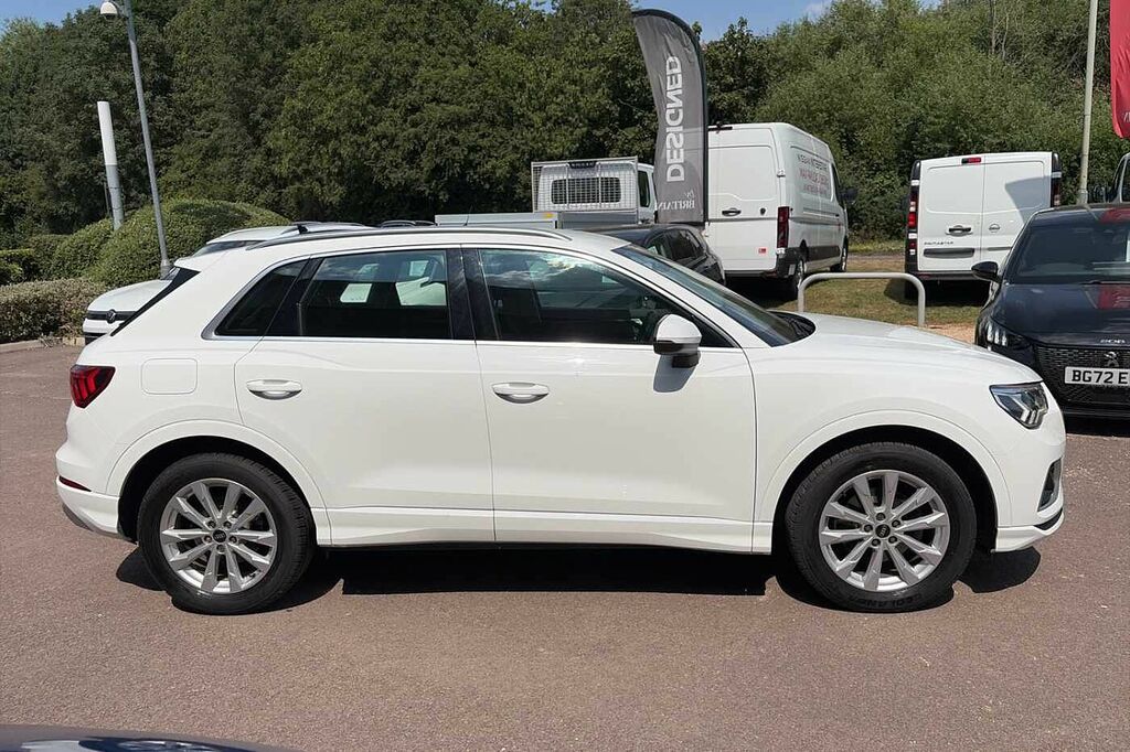 Audi Q3 35 Tfsi Sport S Tronic YY21FGU White #4