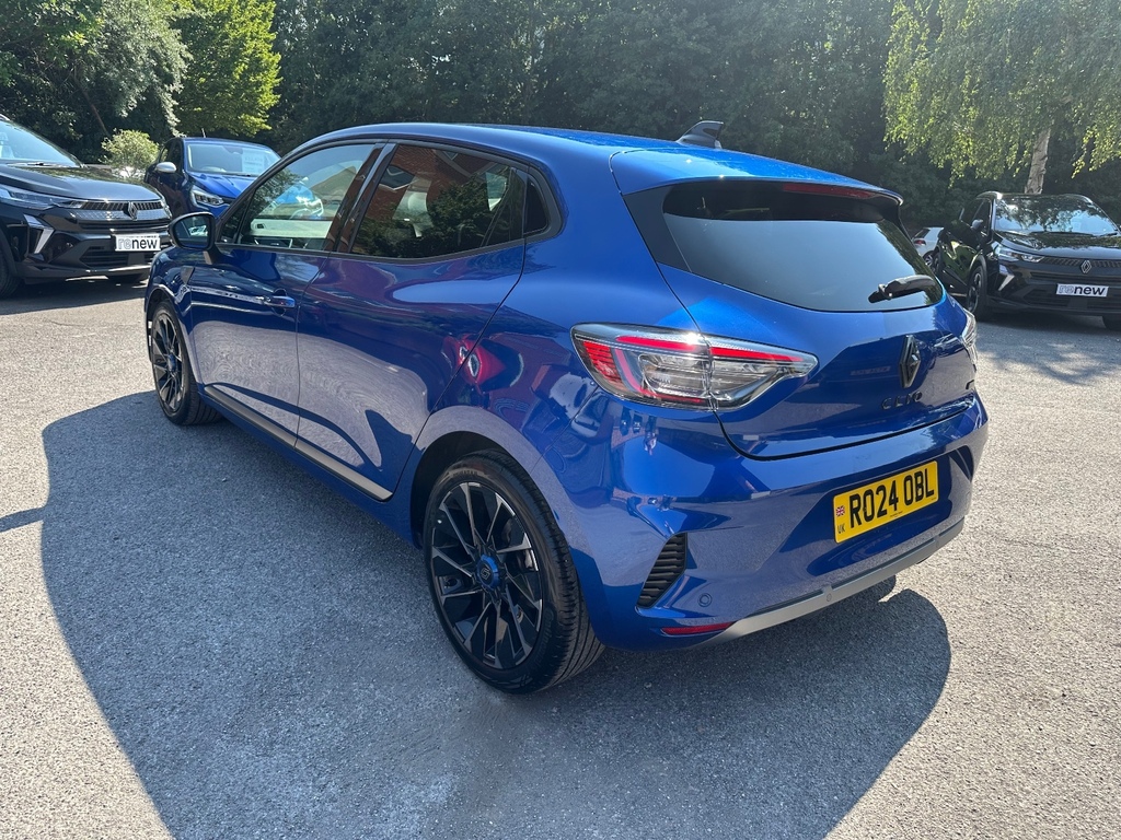 Renault Clio 1.6 E-tech Full Hybrid 145 Esprit Alpine RO24OBL Blue #3