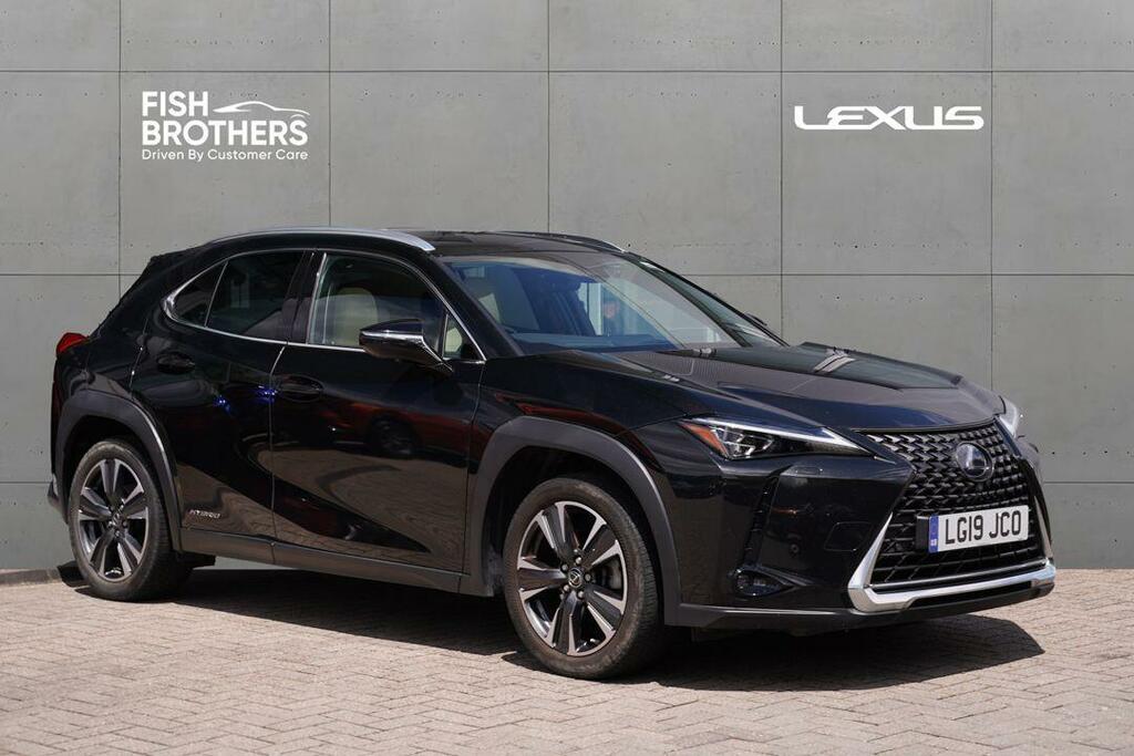 Lexus UX 250H Takumi Black