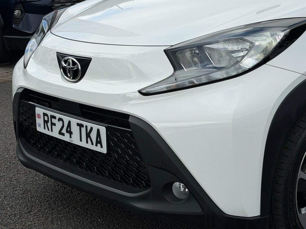 Toyota Aygo X 1.0 Vvt-i Edge White #5