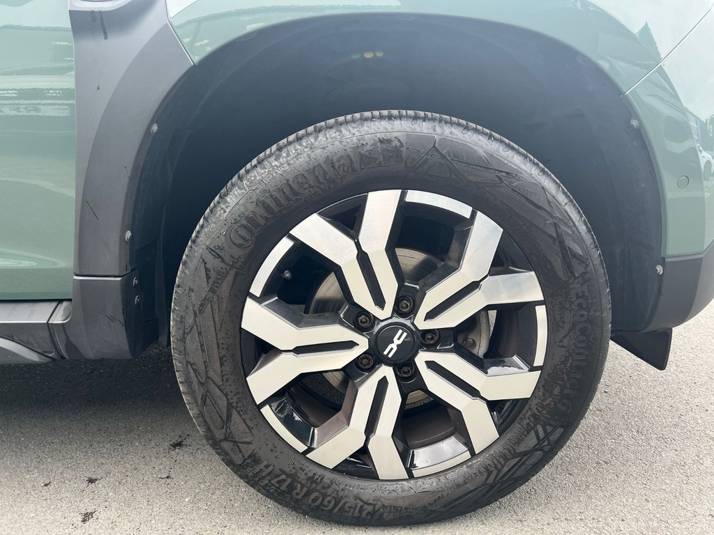 Dacia Duster 1.0 Tce 90 Journey RA23YHX Green #2