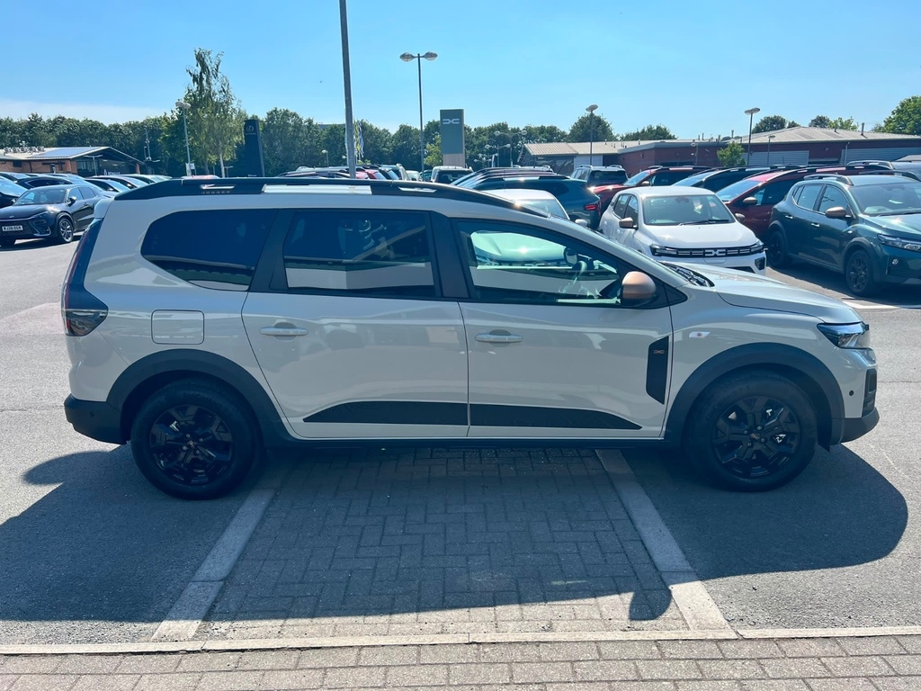 Dacia Jogger 1.8 Hev Extreme RF75JVP #3