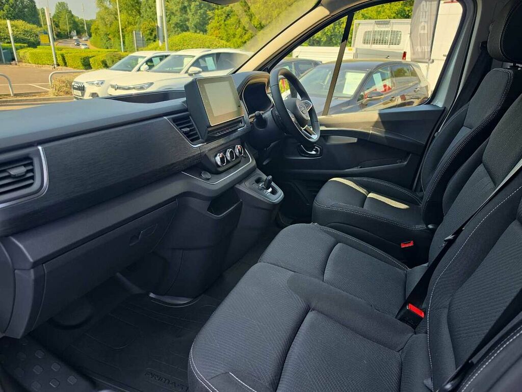 Nissan Primastar 2.0 Dci 170Ps H1 Tekna Van 9 Speed White #2
