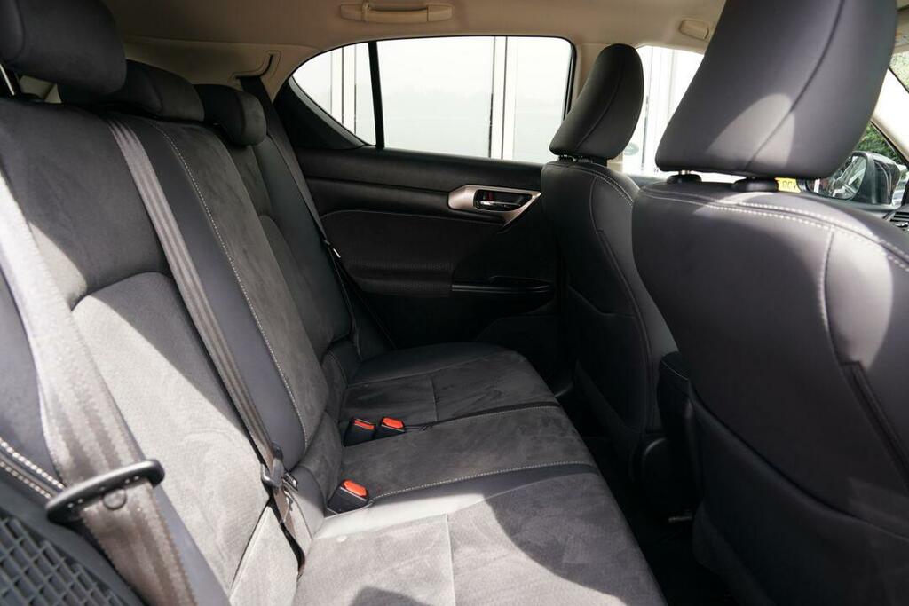 Lexus CT F-sport Black #9