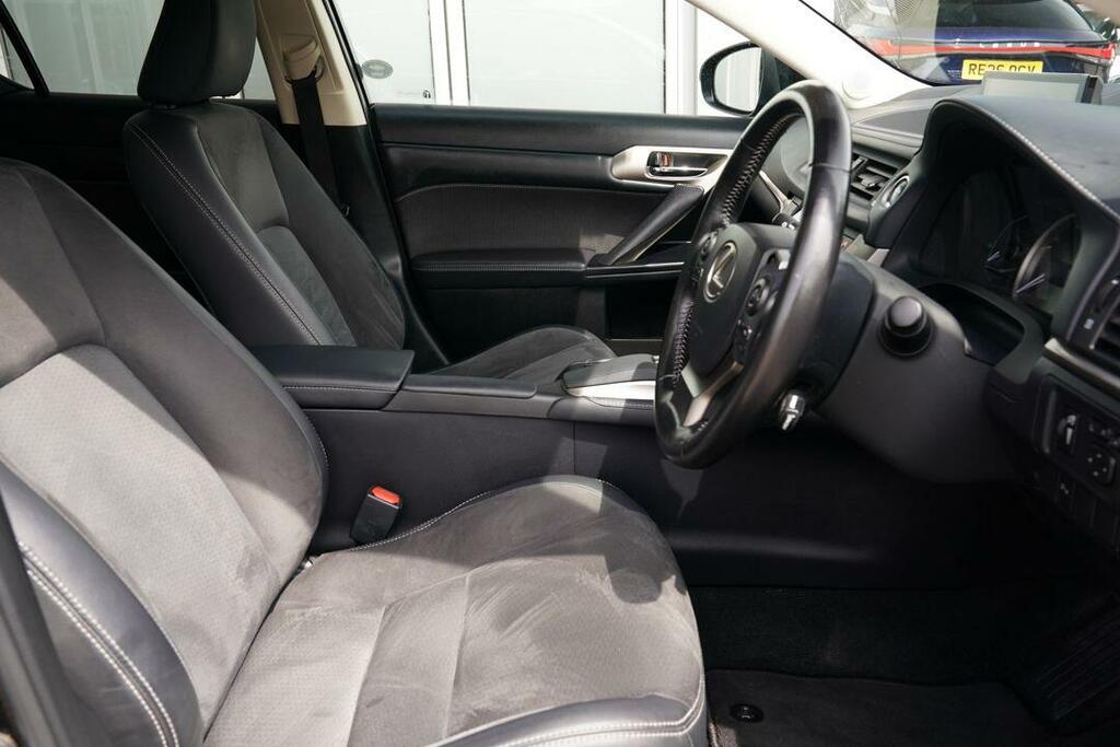 Lexus CT F-sport Black #13