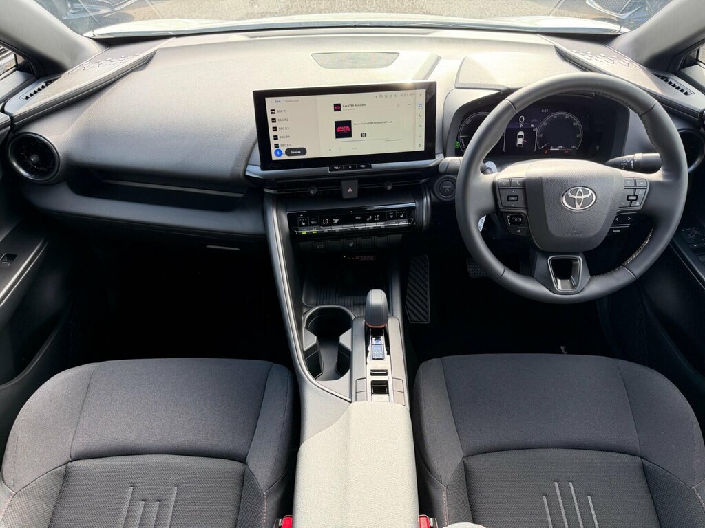 Toyota C-Hr 2.0 Phev Design Cvt White #2
