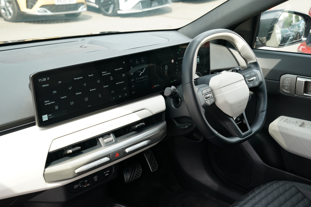 Kia EV4 150Kw Gt-line 81Kwh Black #2