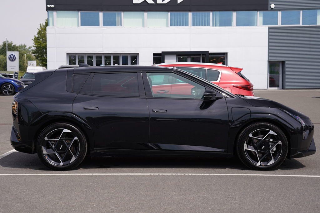 Kia EV4 150Kw Gt-line 81Kwh Black #4