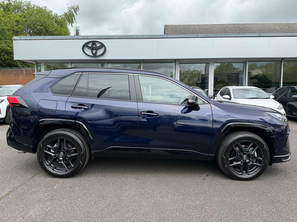 Toyota Rav 4 Design White #33