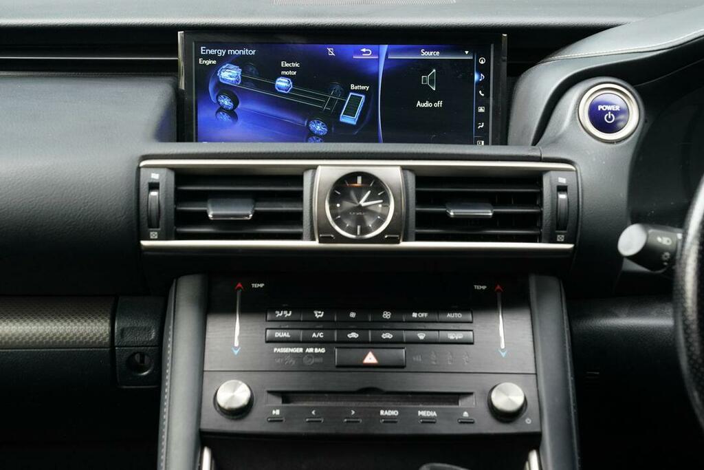 Lexus IS 300H Sport Cvt Blue #10