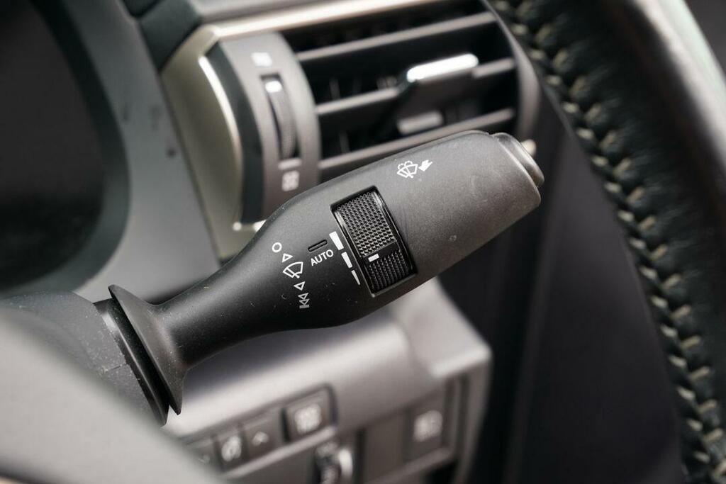 Lexus IS 300H Sport Cvt Blue #43