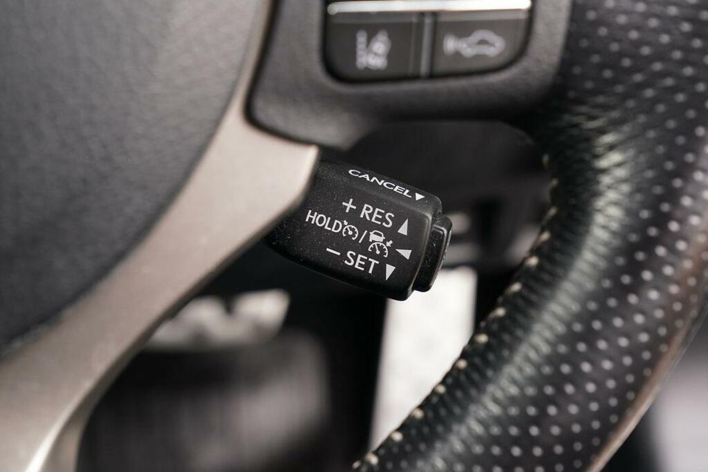 Lexus IS 300H Sport Cvt Blue #41