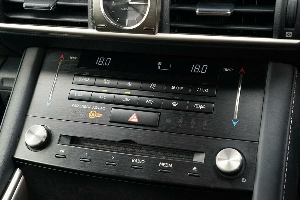 Lexus IS 300H Sport Cvt Blue #37