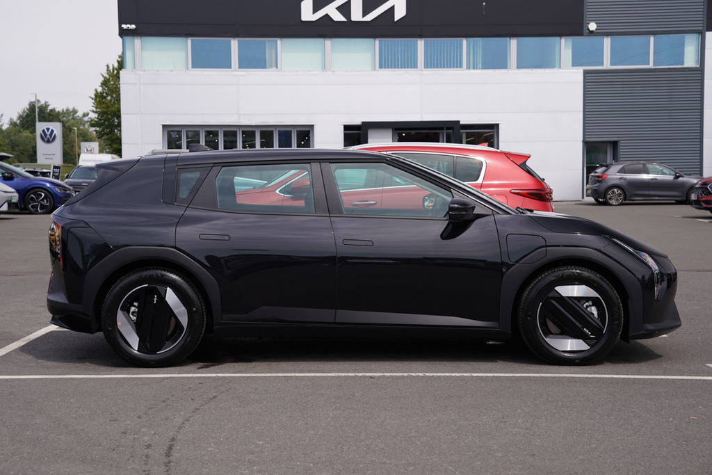 Kia EV4 150Kw Air 81Kwh Black #4