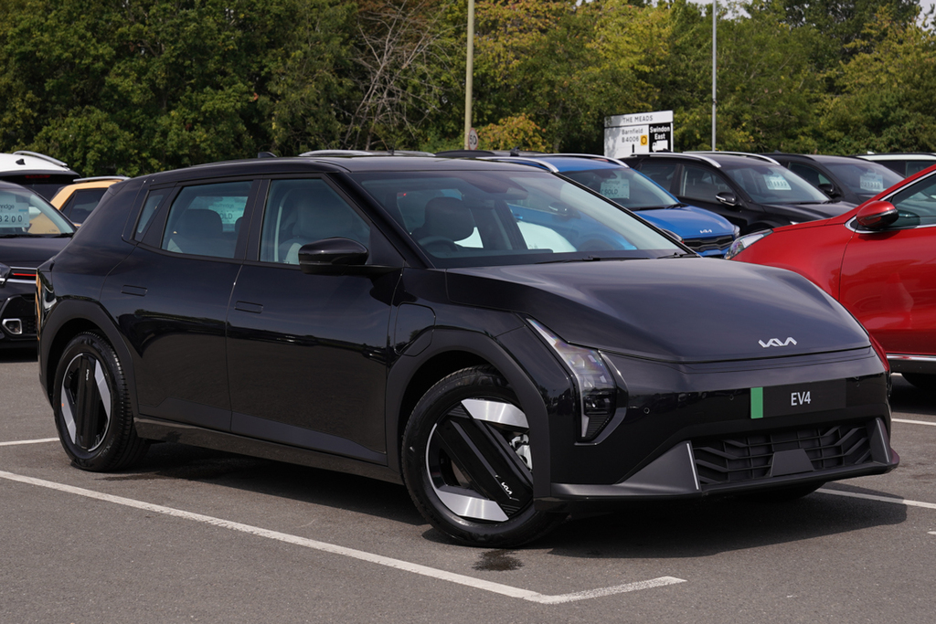 Kia EV4 150Kw Gt-line 81Kwh Blue #11