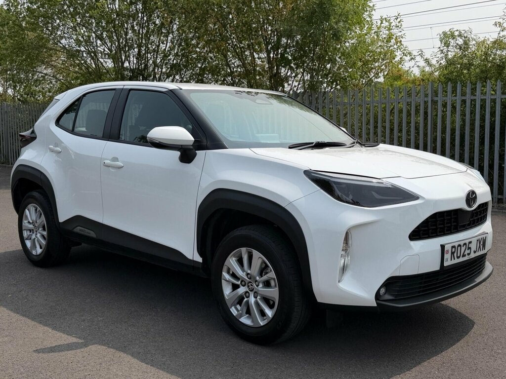 Toyota Yaris Cross 1.5 Hybrid Icon Cvt White