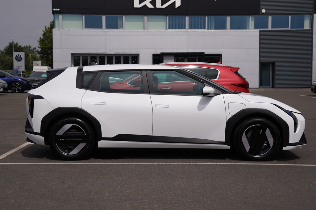 Kia EV4 150Kw Gt-line S 81Kwh White #4