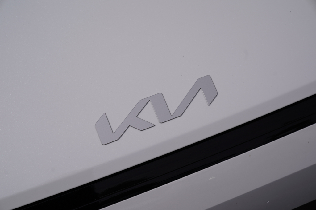 Kia EV4 150Kw Gt-line S 81Kwh White #40
