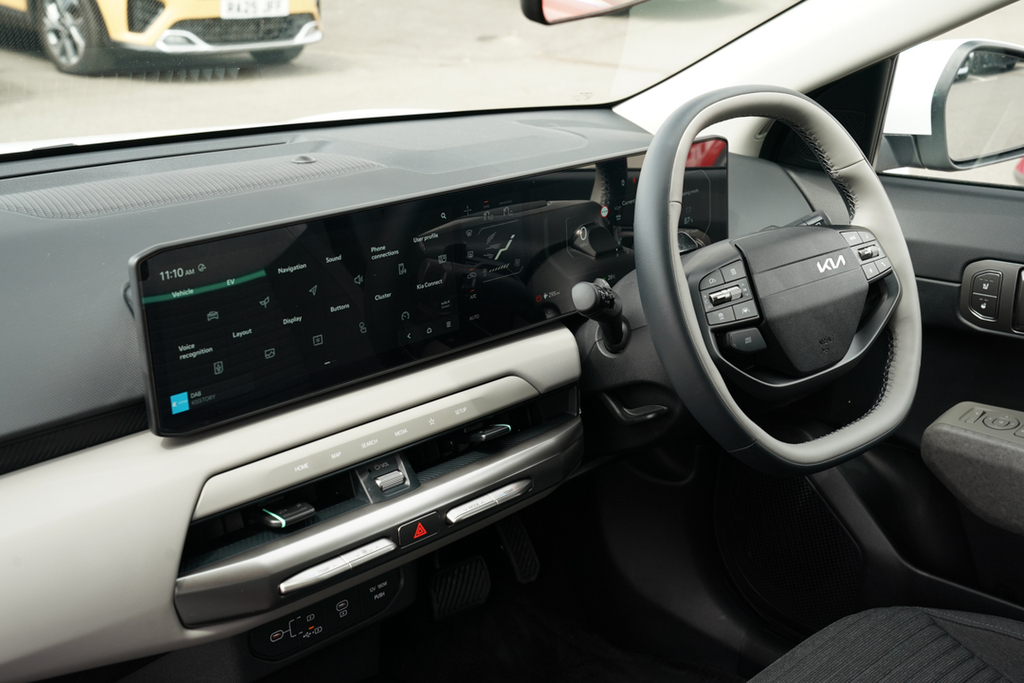 Kia EV4 150Kw Gt-line S 81Kwh White #2