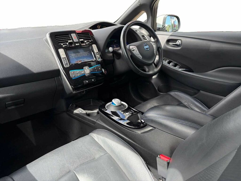 Nissan Leaf 80Kw Tekna 30Kwh White #2