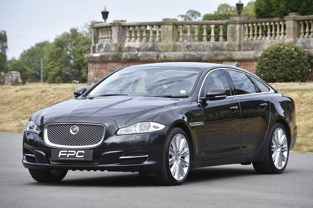 Jaguar XJ Premium Luxury V6 Silver #12