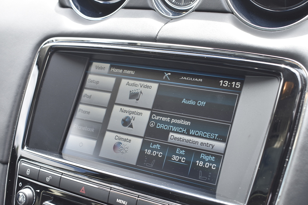 Jaguar XJ Premium Luxury V6 Silver #24