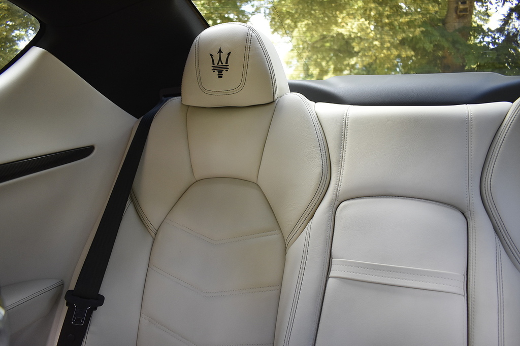 Maserati GranTurismo 4.7 V8 Mc Stradale Std White #62