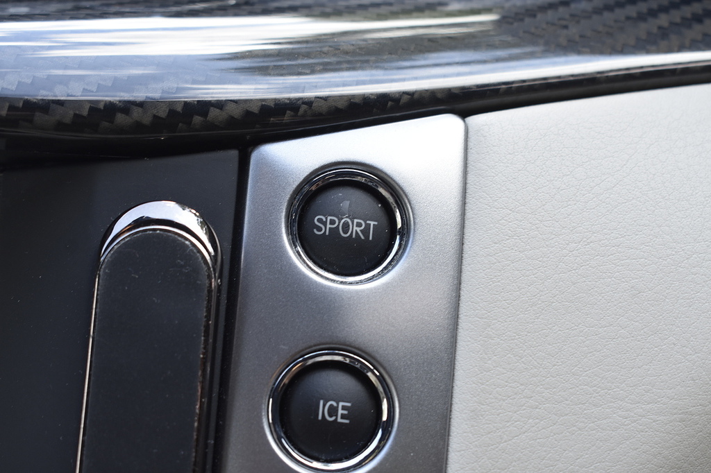 Maserati GranTurismo 4.7 V8 Mc Stradale Std White #56