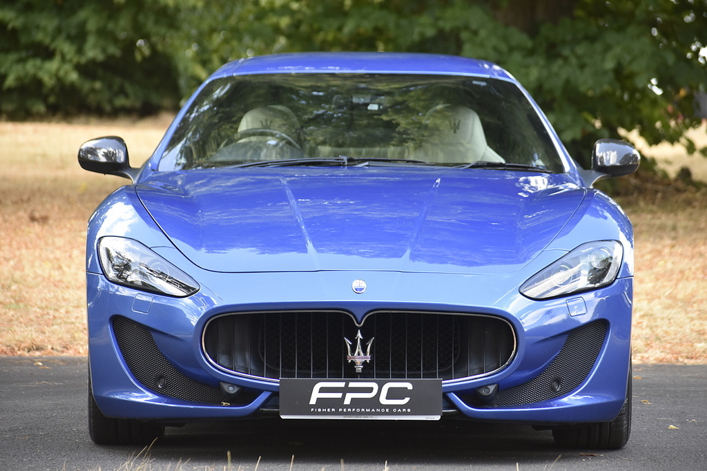 Maserati GranTurismo 4.7 V8 Mc Stradale Std White #8