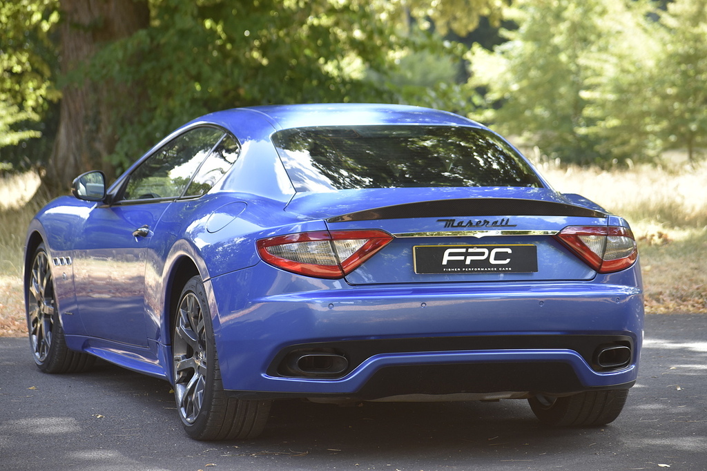 Maserati GranTurismo 4.7 V8 Mc Stradale Std White #26
