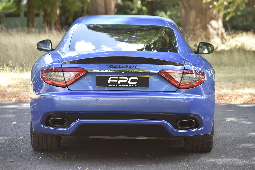 Maserati GranTurismo 4.7 V8 Mc Stradale Std White #27