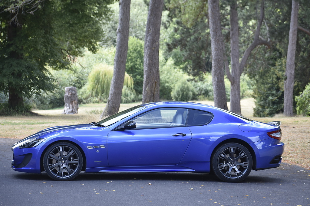Maserati GranTurismo 4.7 V8 Mc Stradale Std White #20