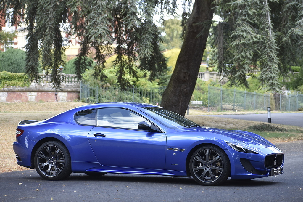 Maserati GranTurismo 4.7 V8 Mc Stradale Std White #35