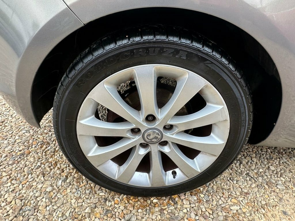Vauxhall Meriva Active Black #20